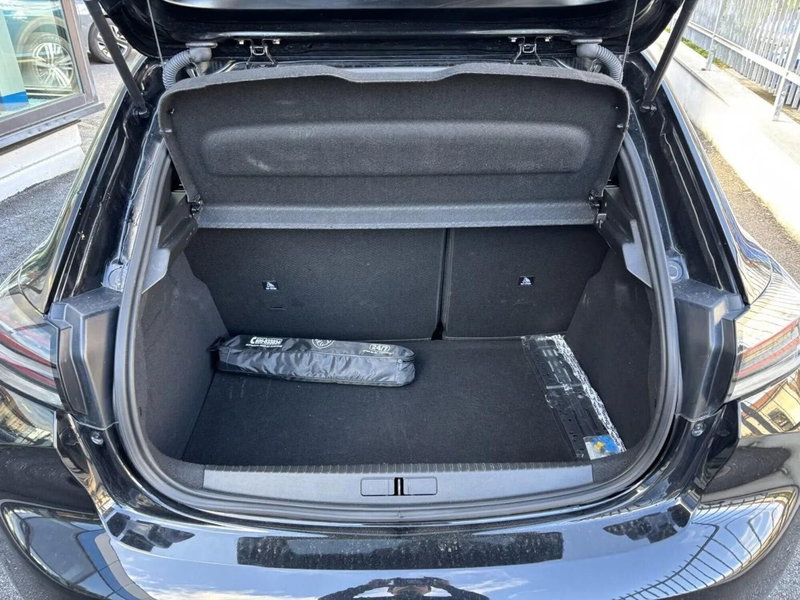 Peugeot 208 usata a Salerno (9)