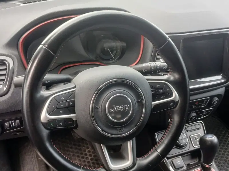 Jeep Compass usata a Salerno (5)