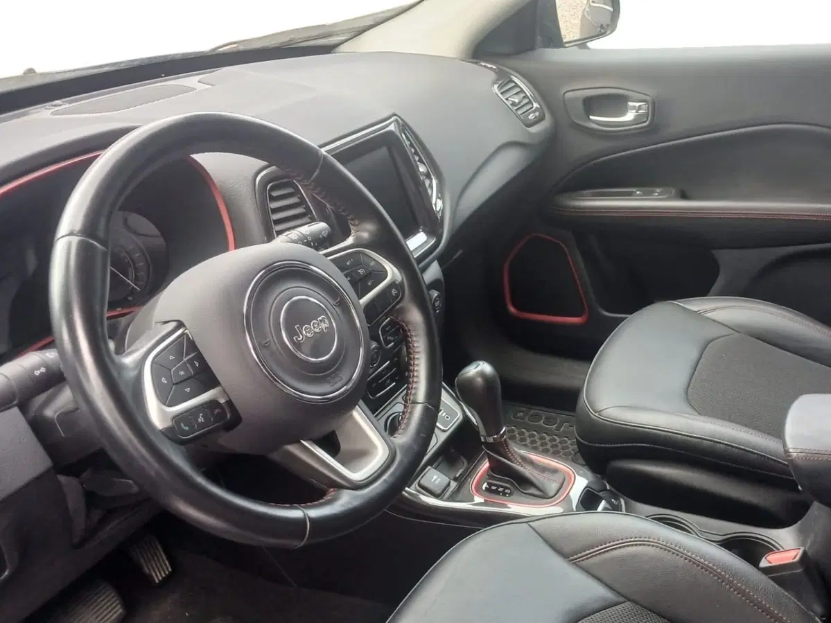 Jeep Compass usata a Salerno (6)