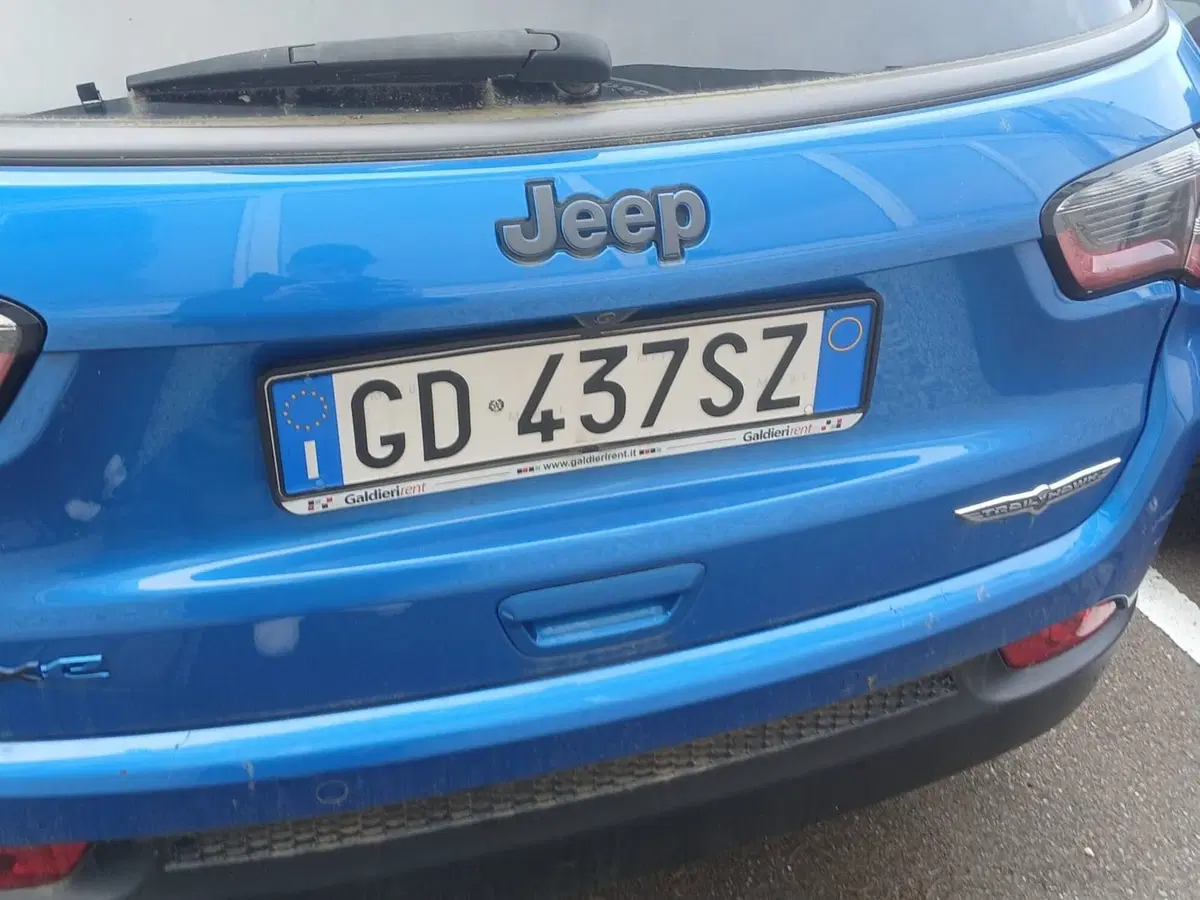 Jeep Compass usata a Salerno (9)