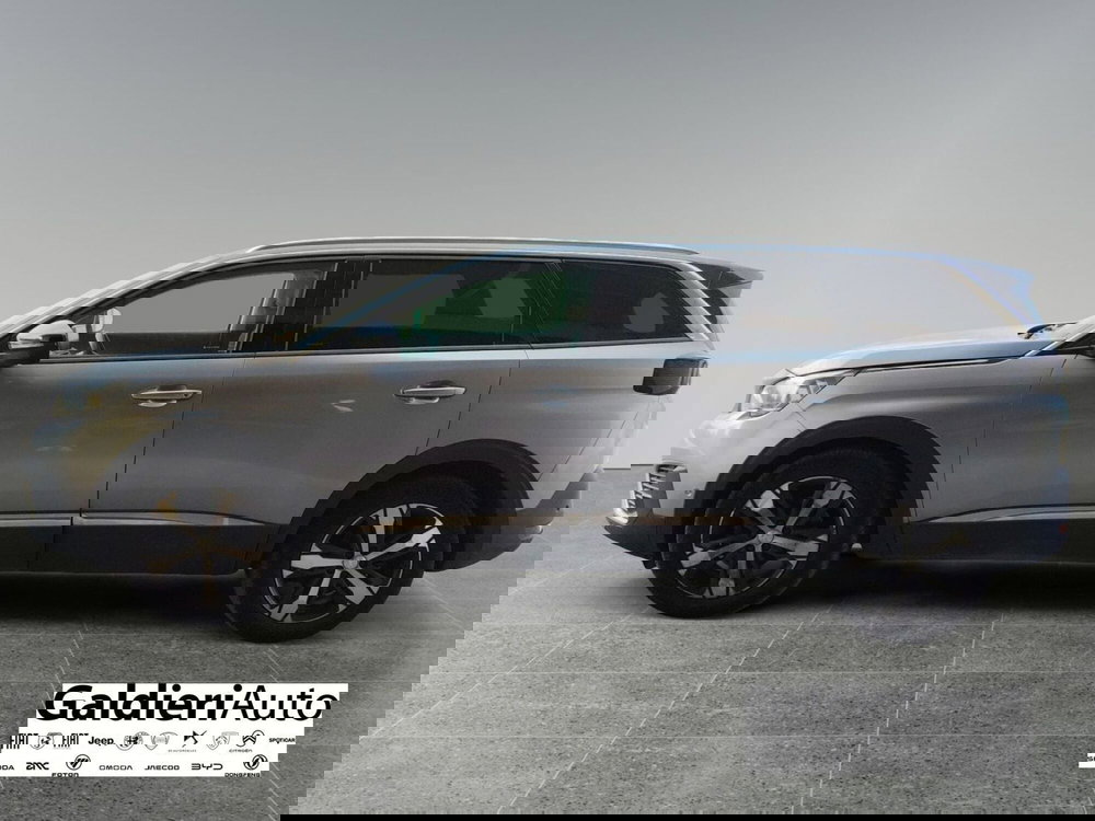 Peugeot 5008 usata a Salerno (10)