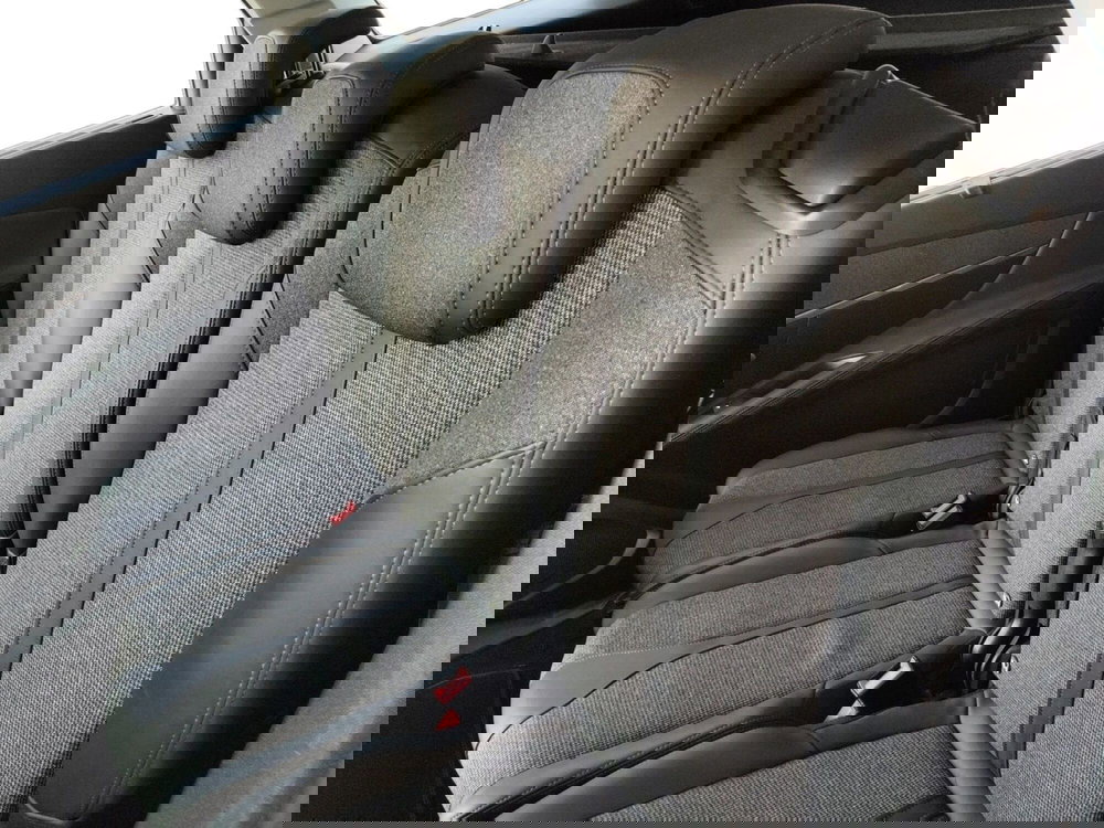 Peugeot 5008 usata a Salerno (7)