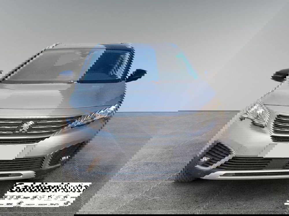 Peugeot 5008 usata a Salerno (9)