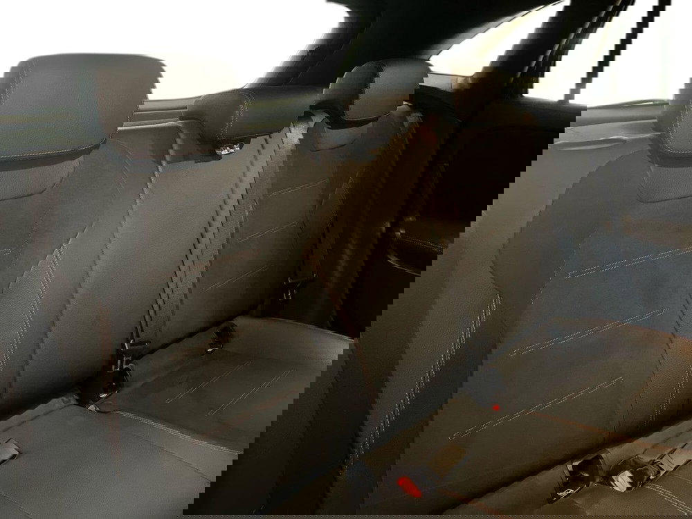 Mercedes-Benz GLA SUV usata a Prato (16)