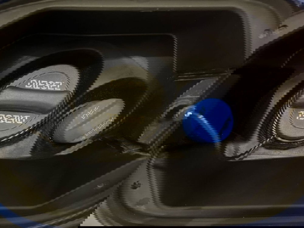 Mercedes-Benz GLA SUV usata a Prato (20)