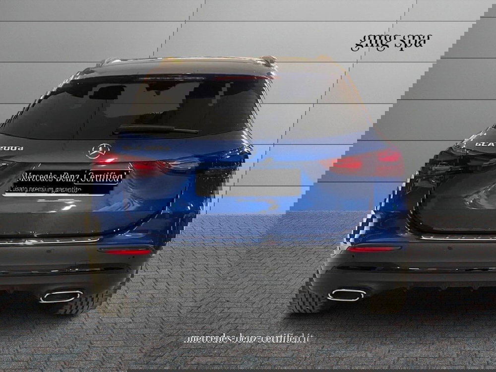 Mercedes-Benz GLA SUV usata a Prato (4)