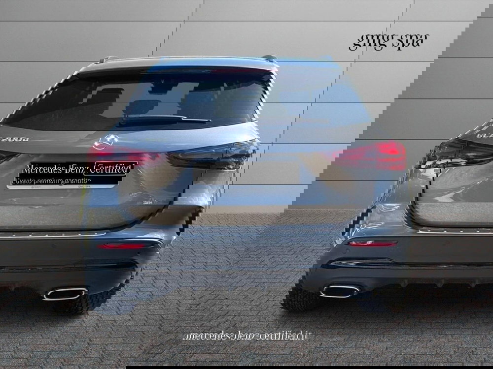 Mercedes-Benz GLA SUV usata a Prato (4)