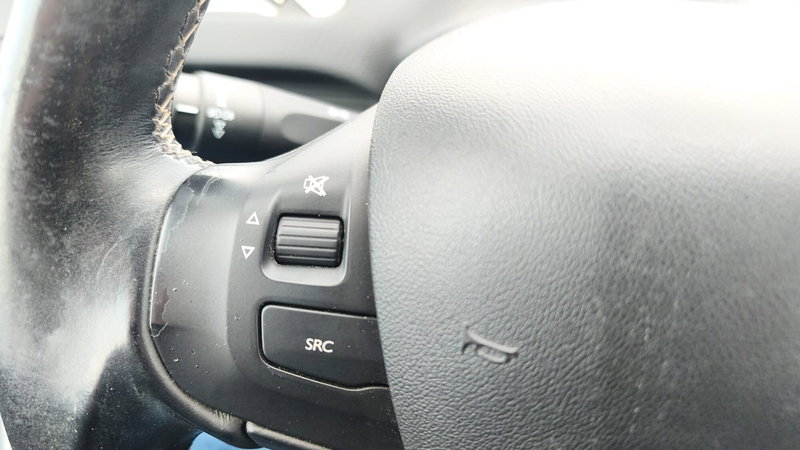 Peugeot 2008 usata a Firenze (16)