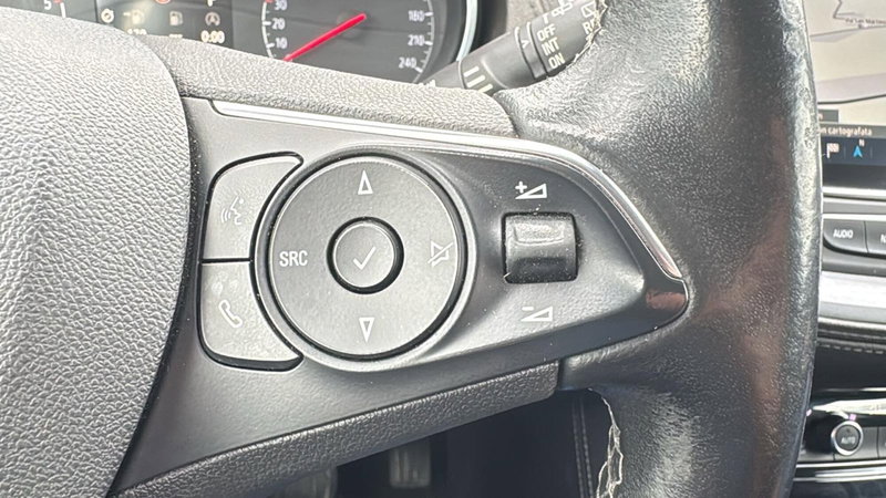 Opel Grandland X usata a Firenze (17)