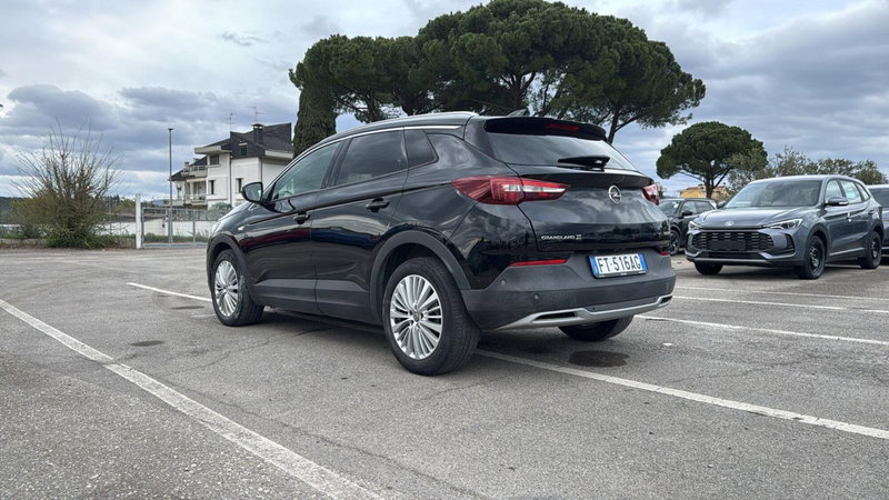 Opel Grandland X usata a Firenze (6)