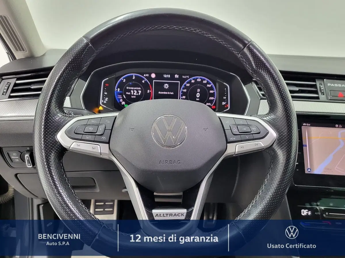 Volkswagen Passat Variant usata a Catanzaro (11)