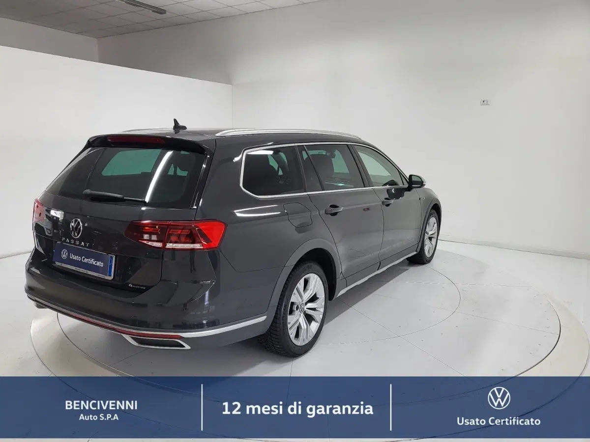 Volkswagen Passat Variant usata a Catanzaro (6)