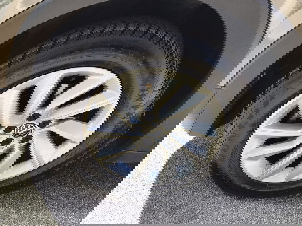 Volkswagen T-Cross usata a Genova (10)