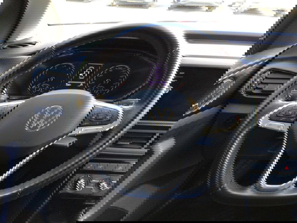 Volkswagen T-Cross usata a Genova (11)