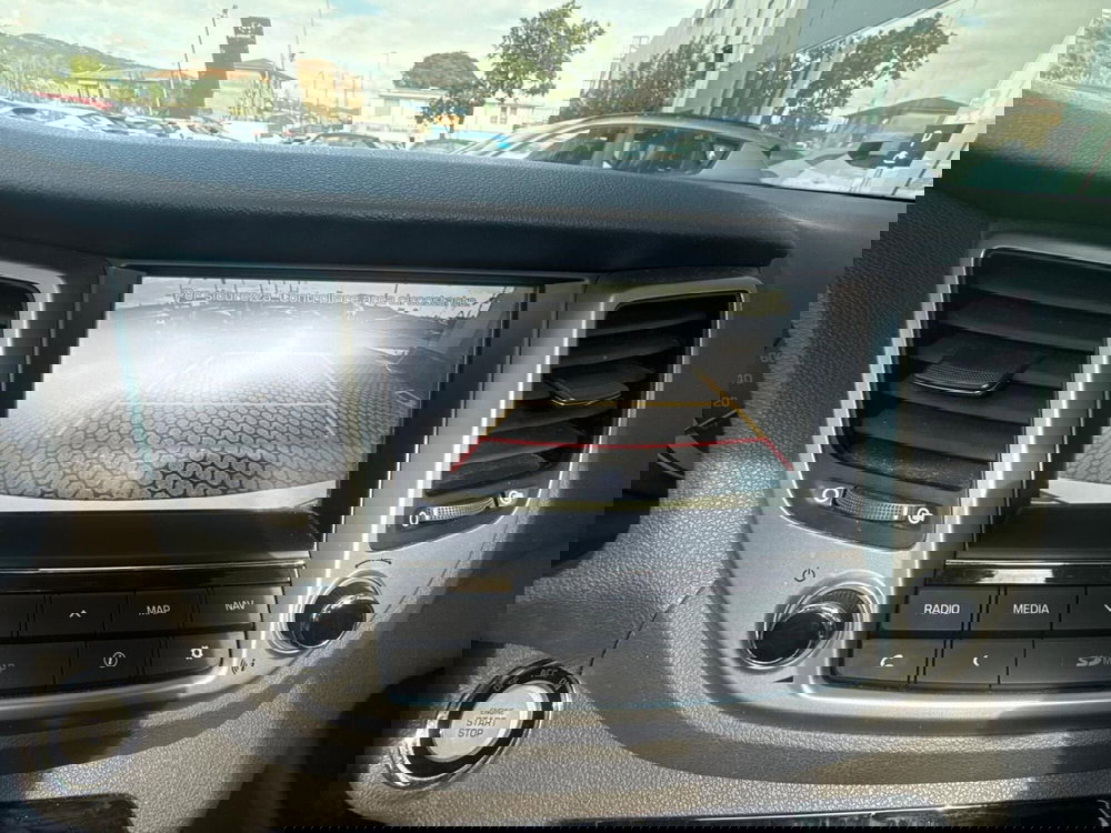 Hyundai Tucson usata a Massa-Carrara (12)