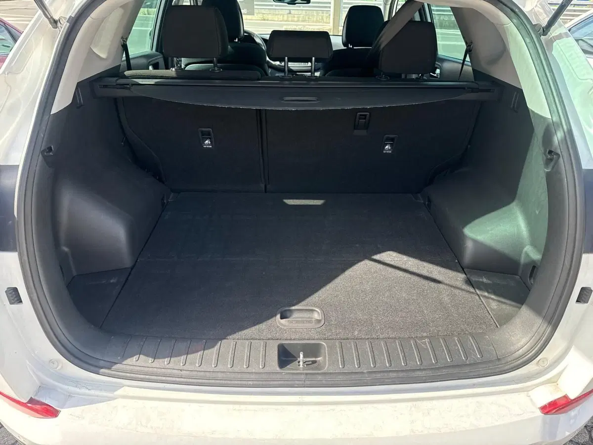 Hyundai Tucson usata a Massa-Carrara (14)