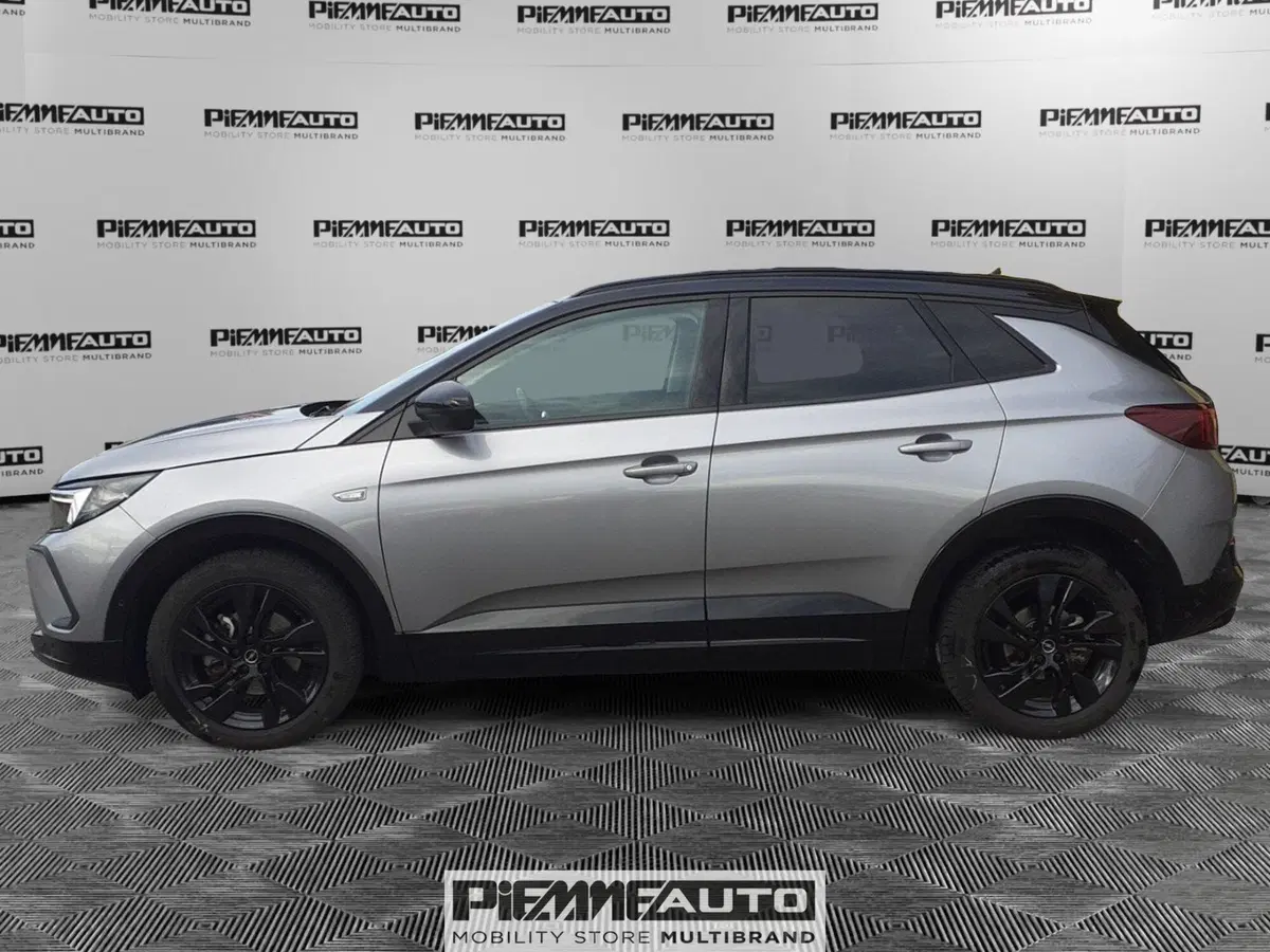 Opel Grandland usata a Piacenza (2)