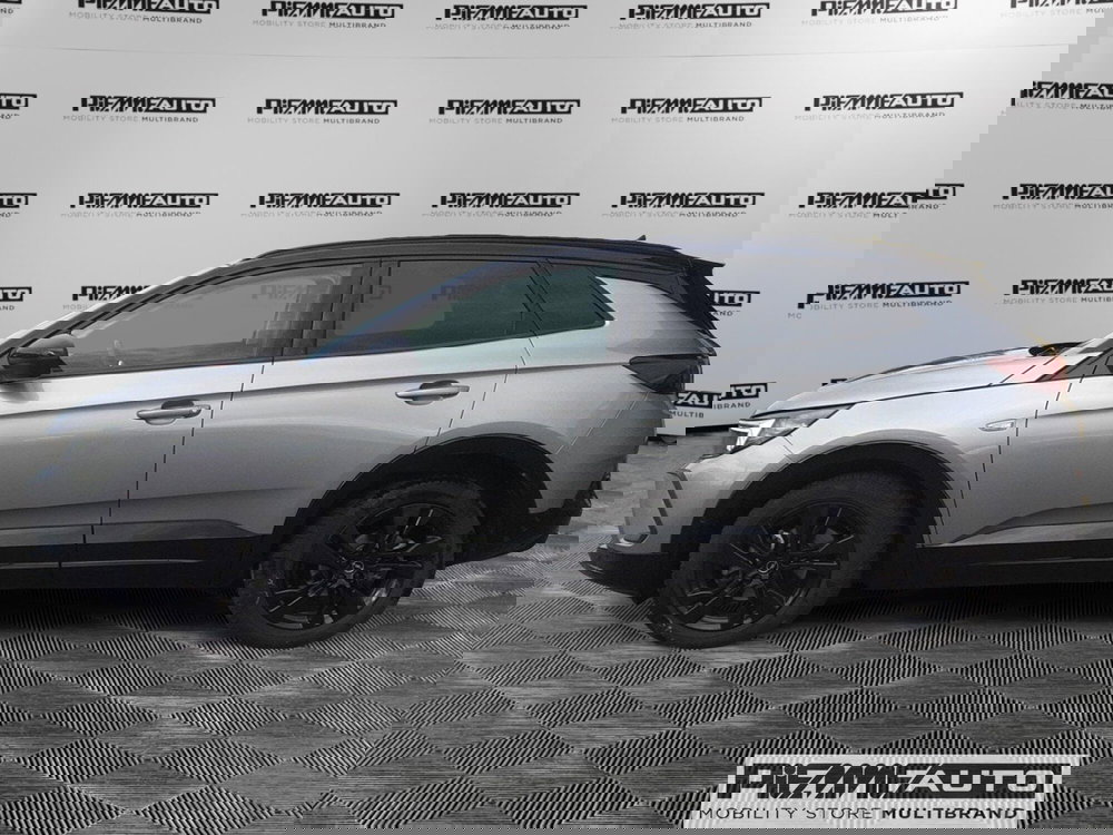 Opel Grandland usata a Piacenza (2)