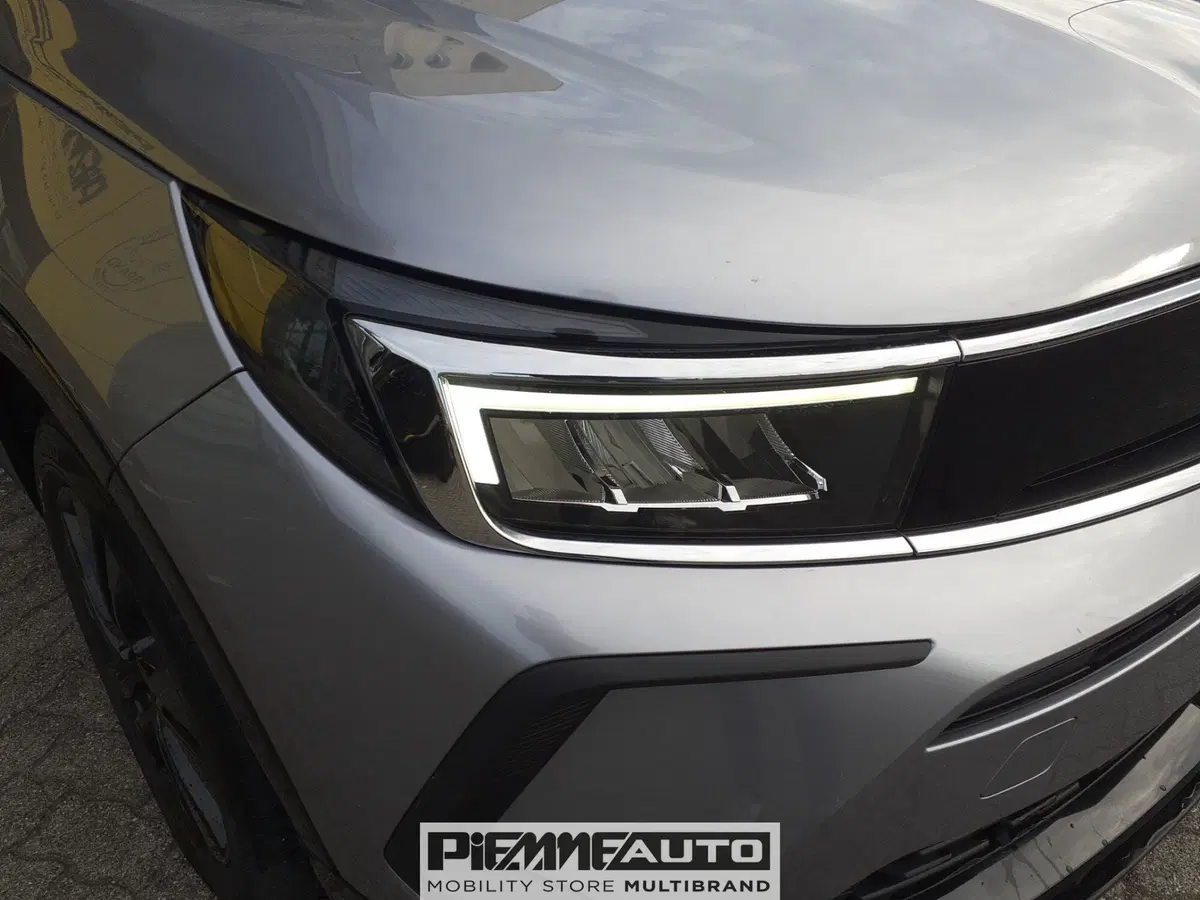 Opel Grandland usata a Piacenza (9)