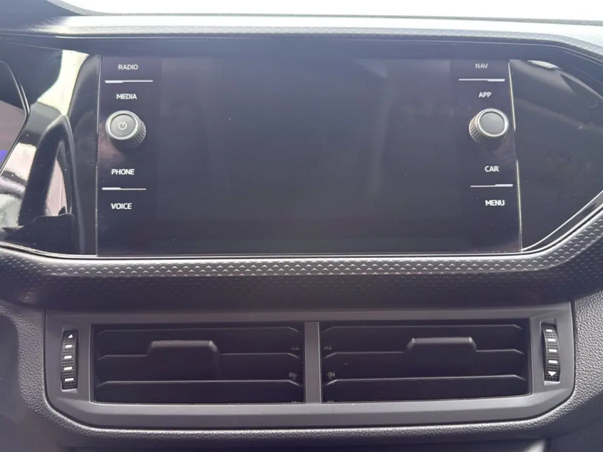 Volkswagen T-Cross usata a Terni (15)