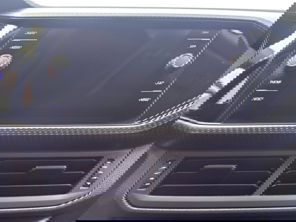 Volkswagen T-Cross usata a Terni (15)
