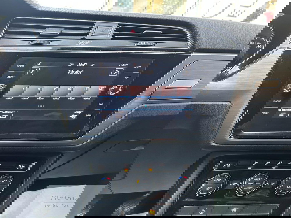 Volkswagen Touran usata a Brescia (11)