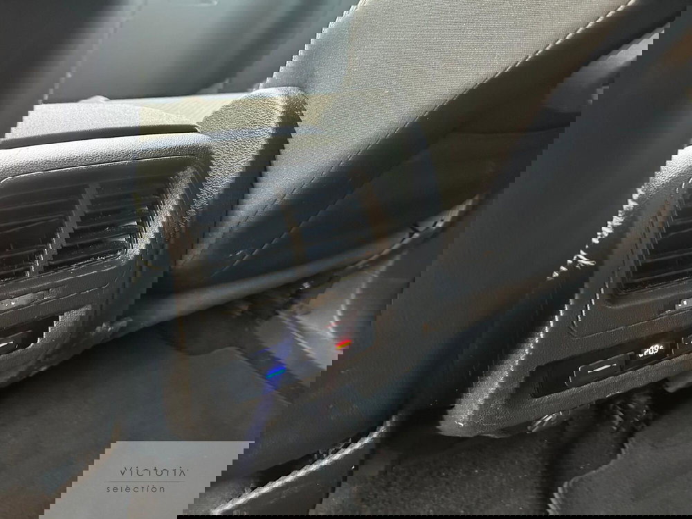 Volkswagen Touran usata a Brescia (14)