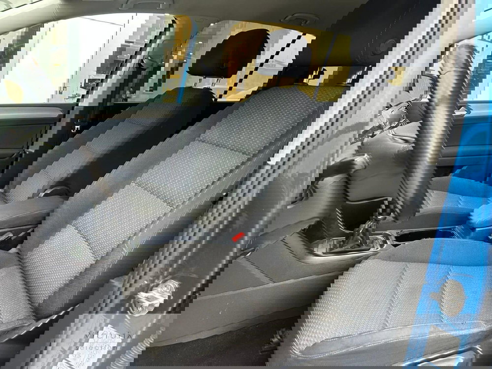 Volkswagen Touran usata a Brescia (8)