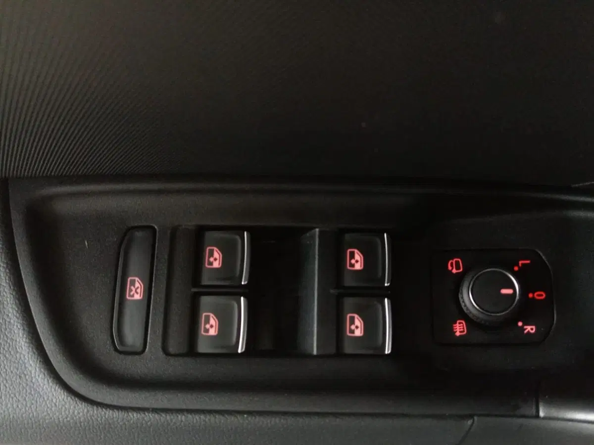 Audi A1 allstreet usata a Bari (15)