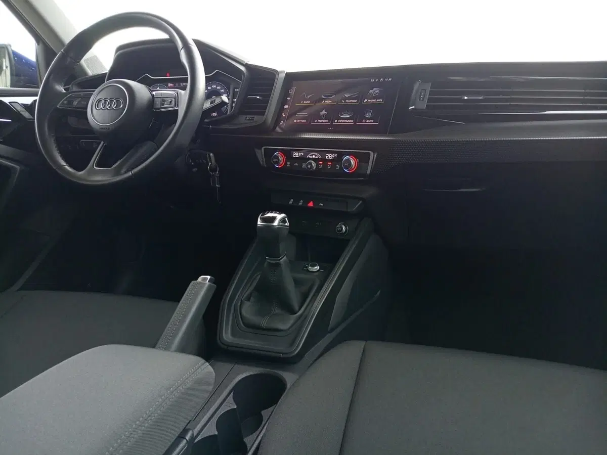 Audi A1 allstreet usata a Bari (4)