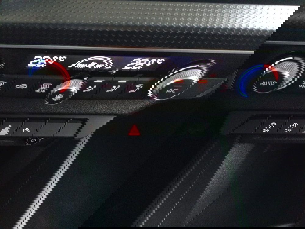 Audi A1 allstreet usata a Bari (8)