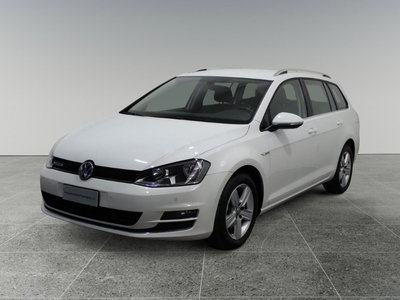 Volkswagen Golf Variant 1.4 TGI Highline BlueMotion del 2017 usata a Triggiano