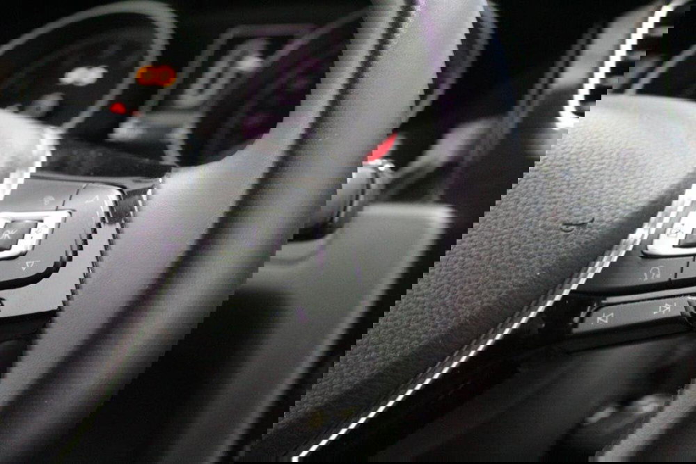 Volkswagen Golf Variant usata a Bari (8)