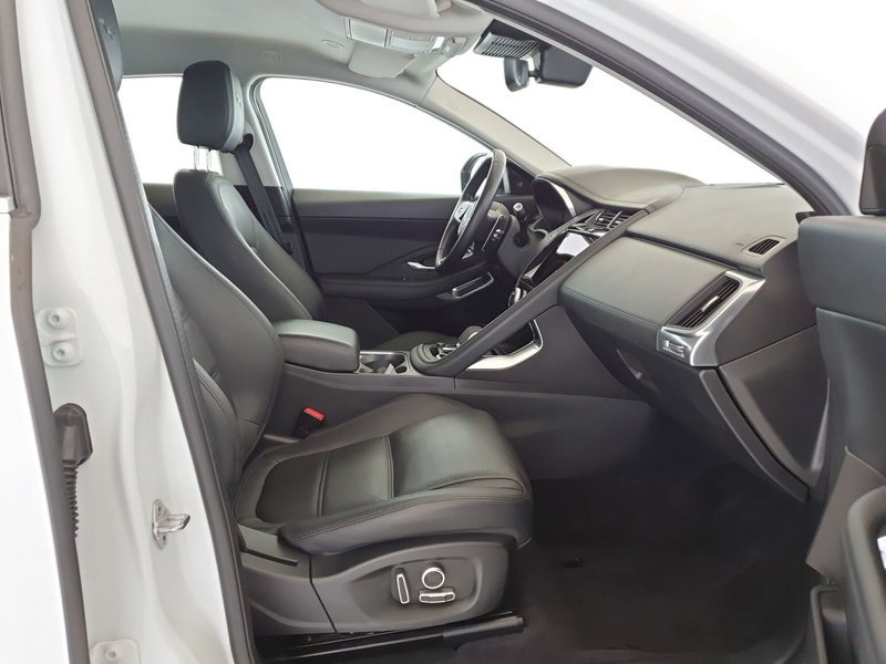 Jaguar E-Pace usata a Monza e Brianza (3)