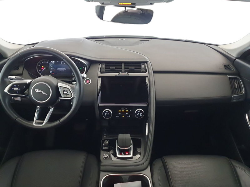 Jaguar E-Pace usata a Monza e Brianza (4)