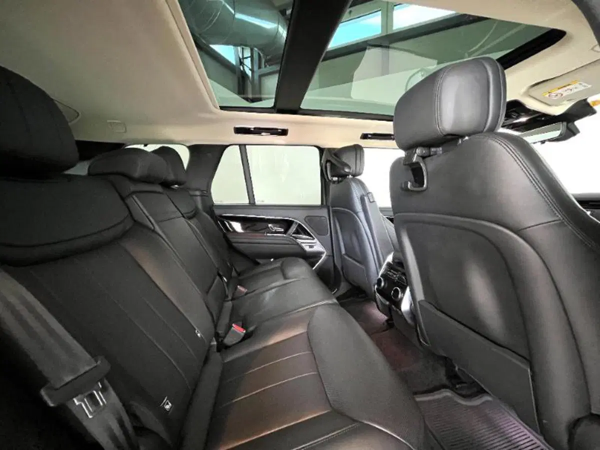 Land Rover Range Rover usata a Venezia (8)