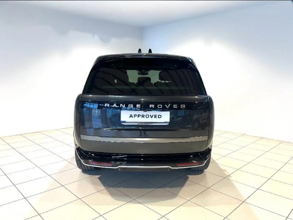 Land Rover Range Rover Sport usata a Venezia (2)