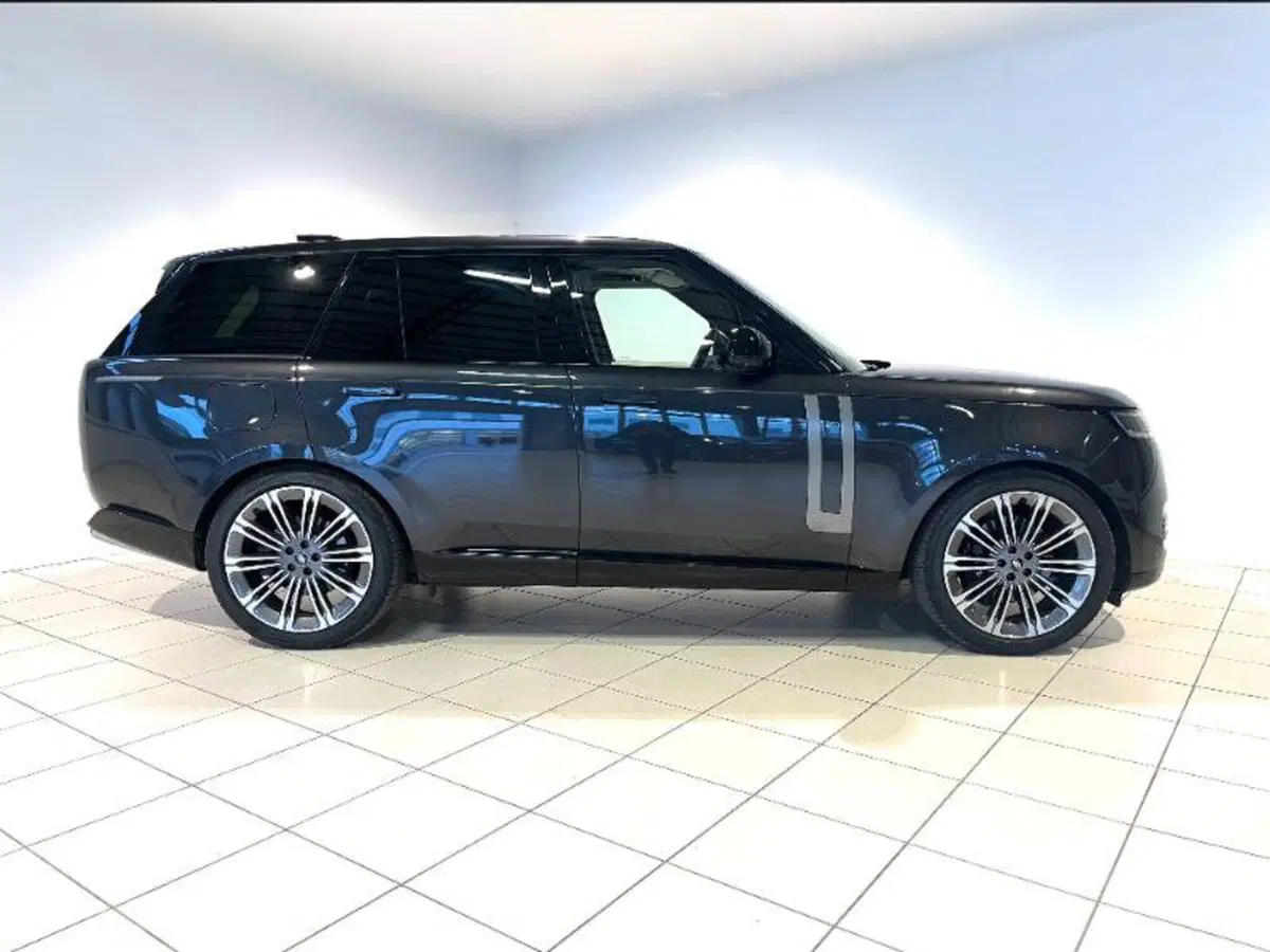 Land Rover Range Rover Sport usata a Venezia (3)