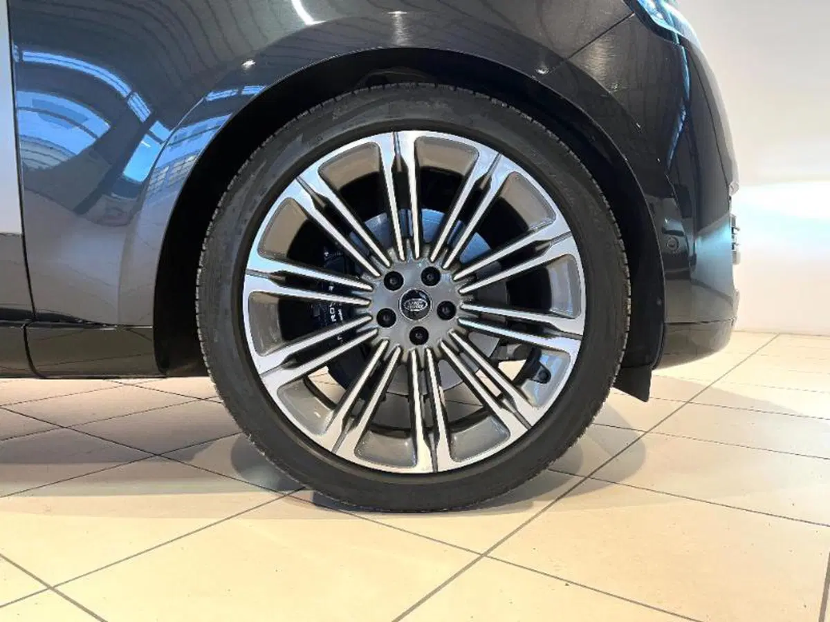 Land Rover Range Rover Sport usata a Venezia (9)