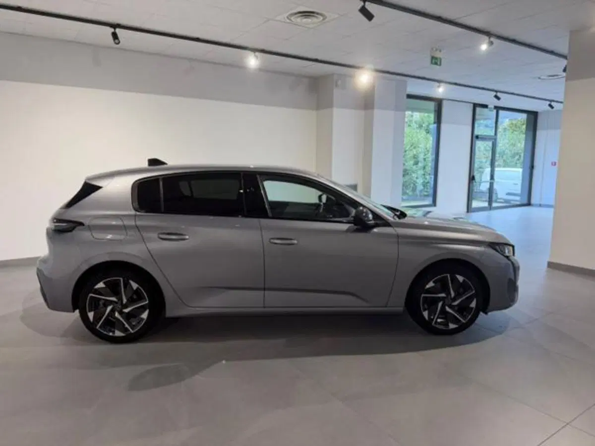 Peugeot 308 usata a Salerno (3)