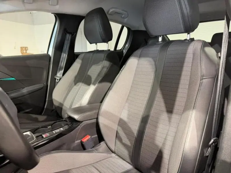 Peugeot 208 usata a Salerno (11)