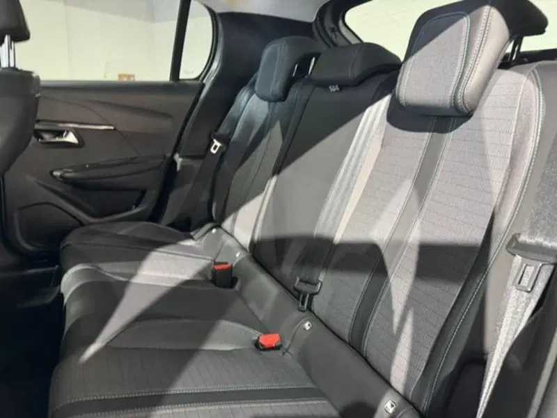 Peugeot 208 usata a Salerno (12)