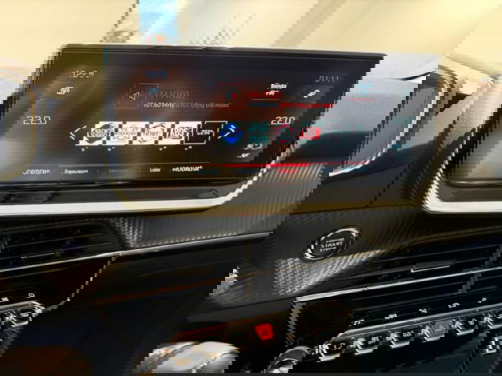 Peugeot 208 usata a Salerno (16)