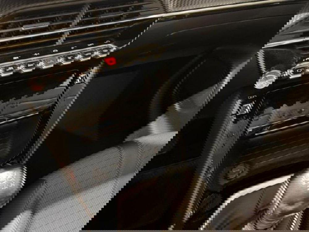 Peugeot 208 usata a Salerno (17)