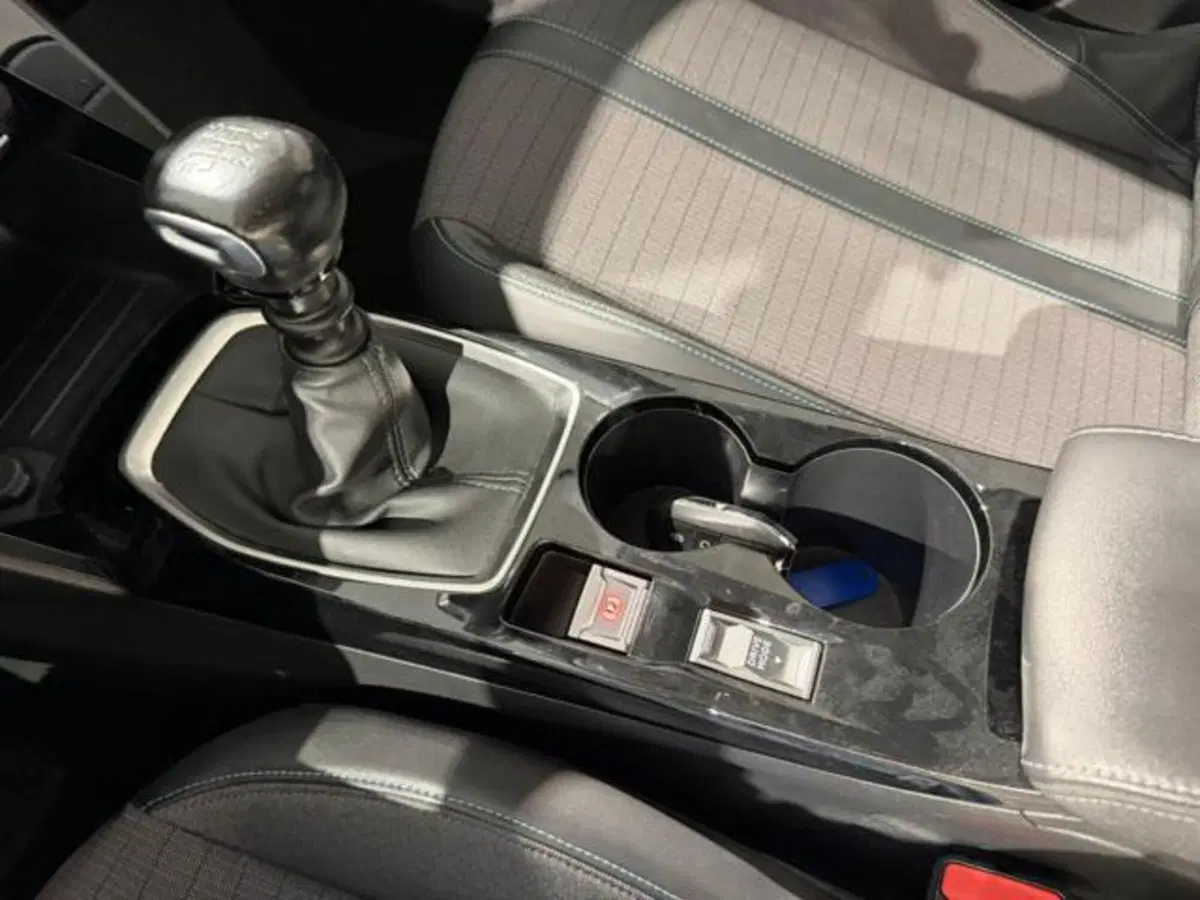 Peugeot 208 usata a Salerno (18)
