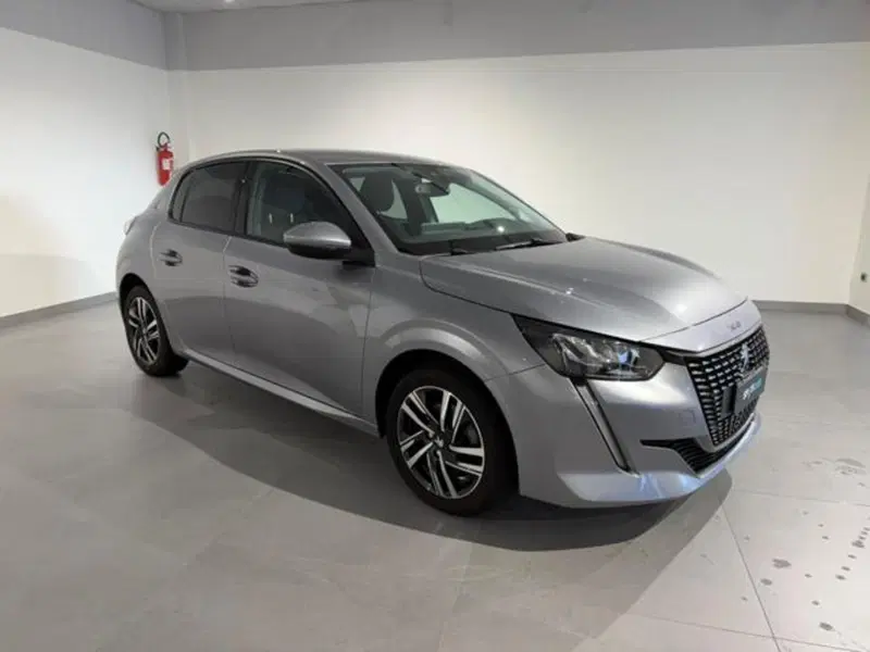 Peugeot 208 usata a Salerno (2)