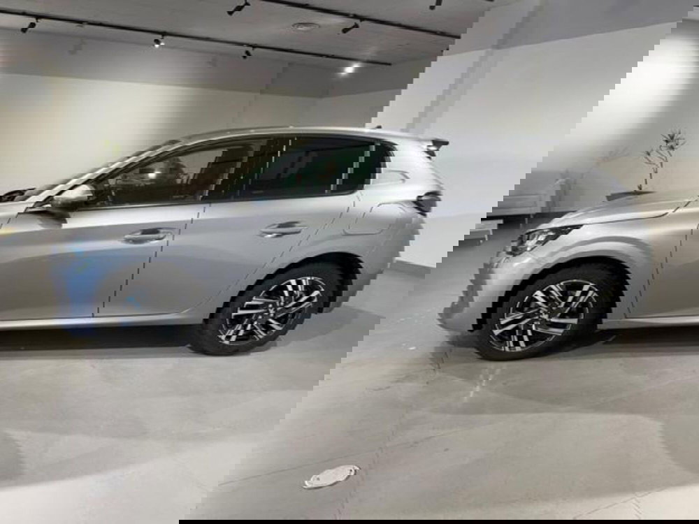 Peugeot 208 usata a Salerno (7)