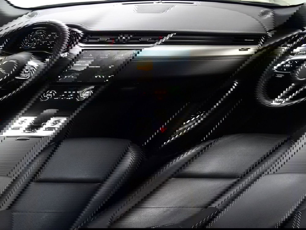 Jaguar F-Pace usata a Como (4)