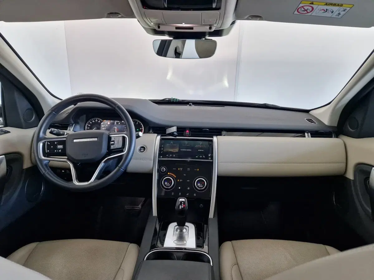 Land Rover Discovery Sport usata a Modena (4)
