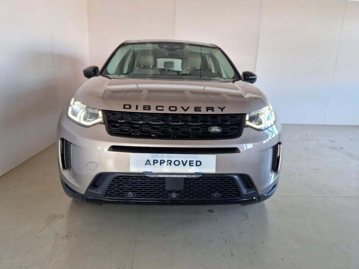 Land Rover Discovery Sport usata a Modena (8)
